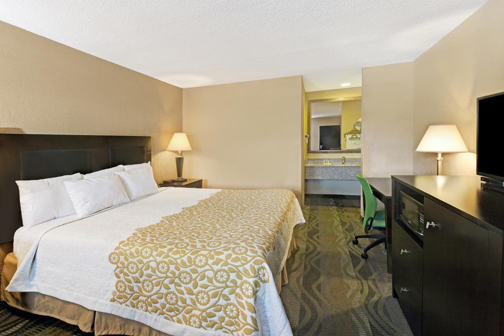 Days Inn By Wyndham Cherokee Near Casino Quarto foto